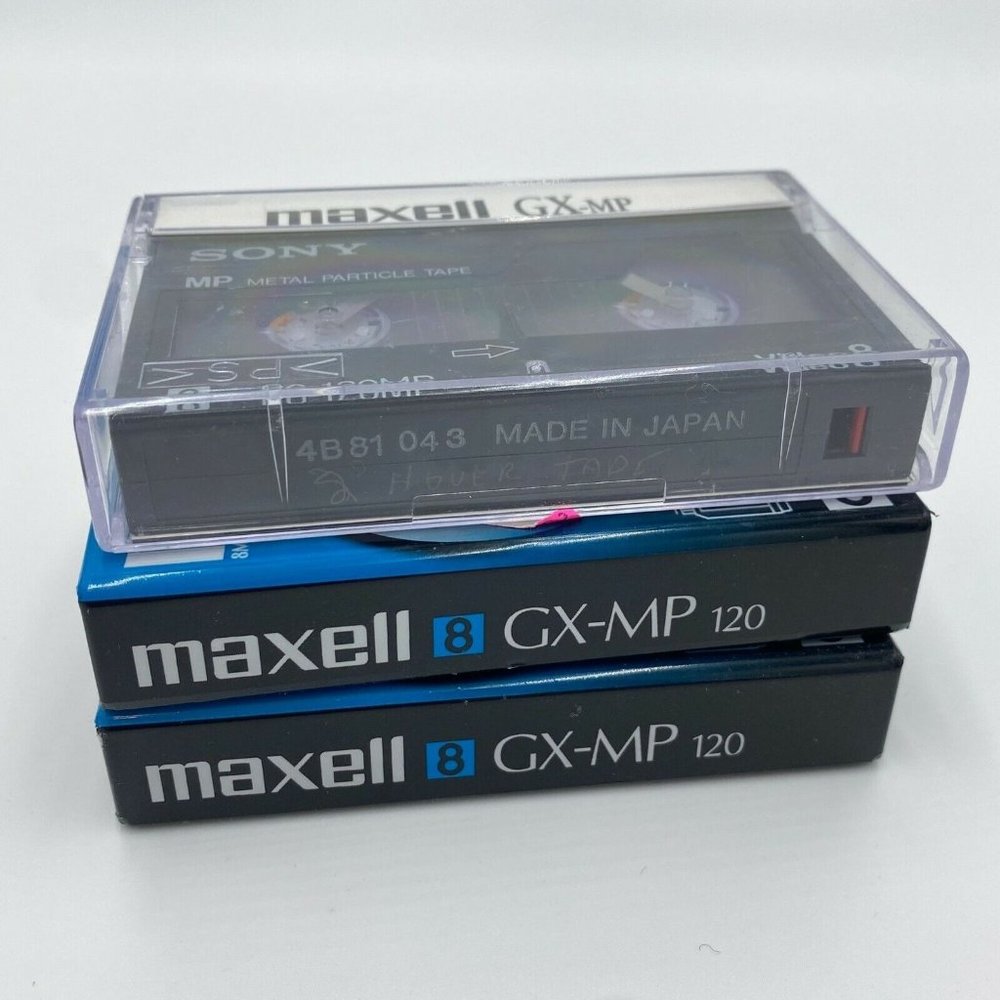 Maxell 8MM Camcorder Video Tape, GX-MP High Quality and one used Sony P6-120MP